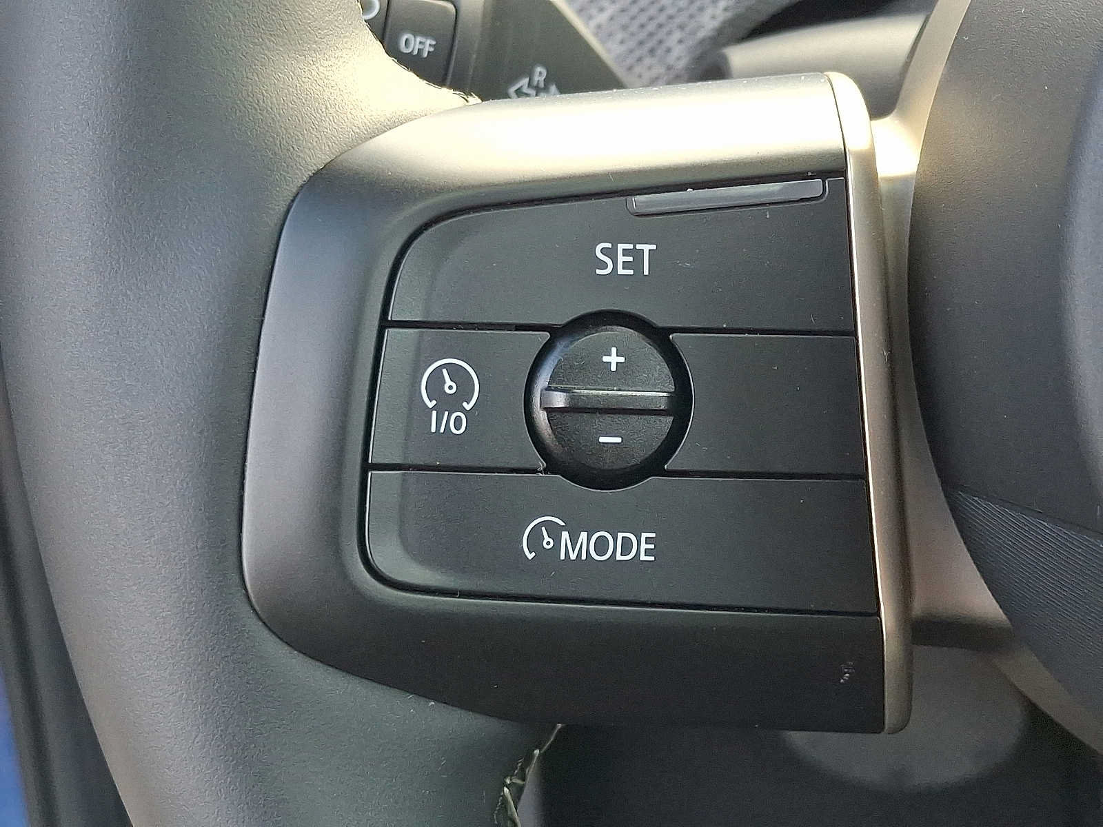 Used 2025 MINI Cooper 2-Door Hardtop FWD image 22