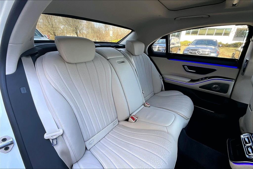 Certified 2022 Mercedes-Benz S 500 4MATIC image 29