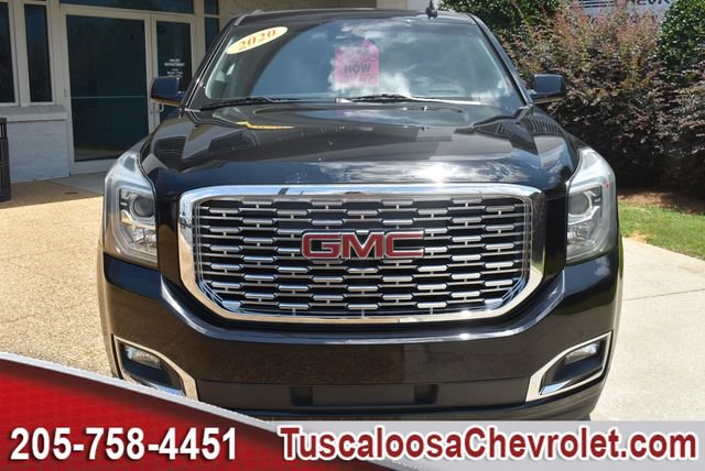 Certified 2020 GMC Yukon XL Denali w/ Denali Premium Package AWD/4WD image 4