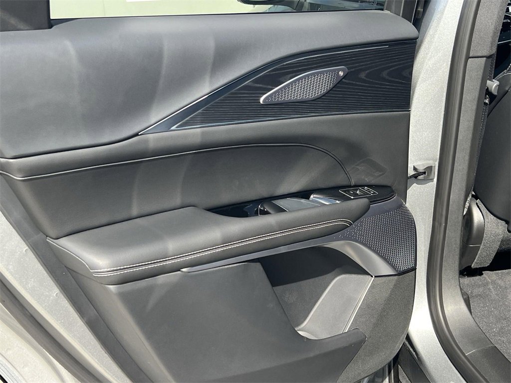 New 2025 Cadillac Lyriq Sport image 27