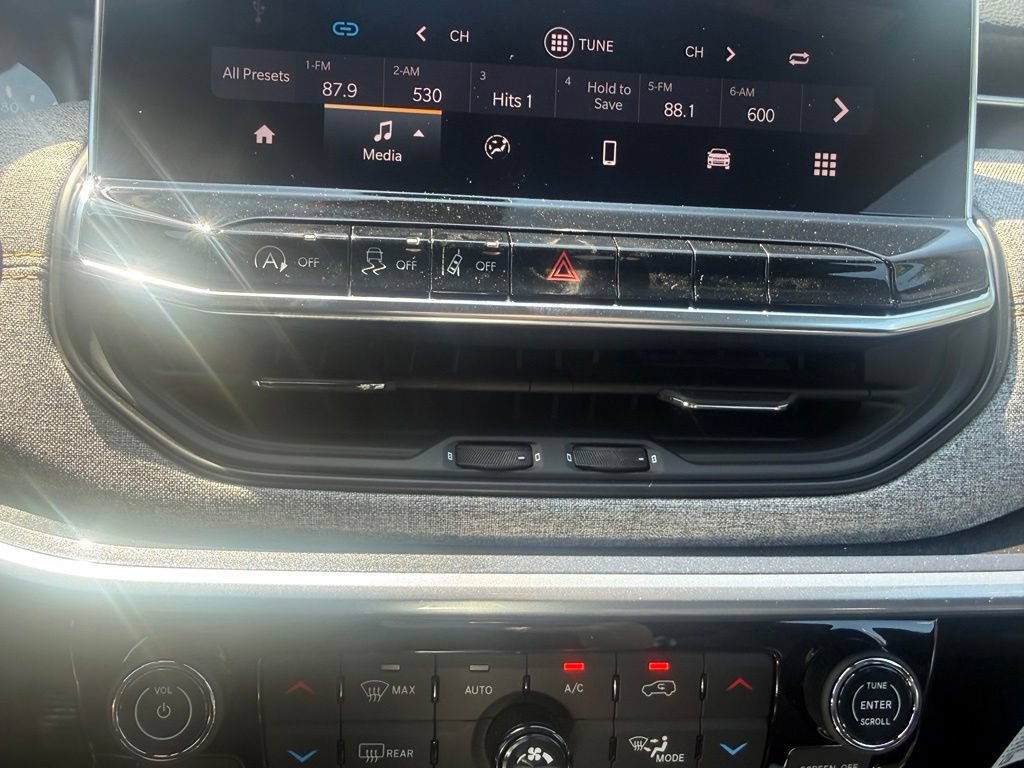 New 2026 Jeep Compass Latitude AWD/4WD image 25