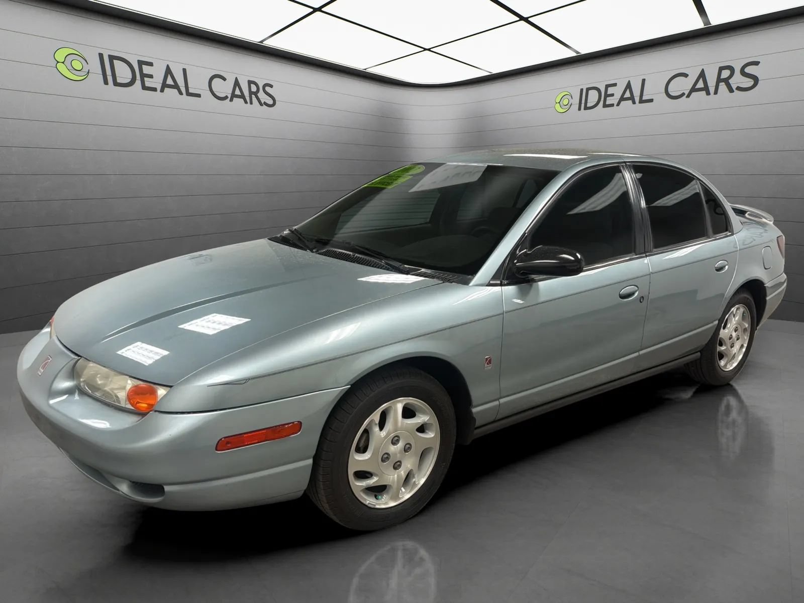 Used 2002 Saturn S-Series SL2 w/ SL2 Option Pkg 2 FWD image 1