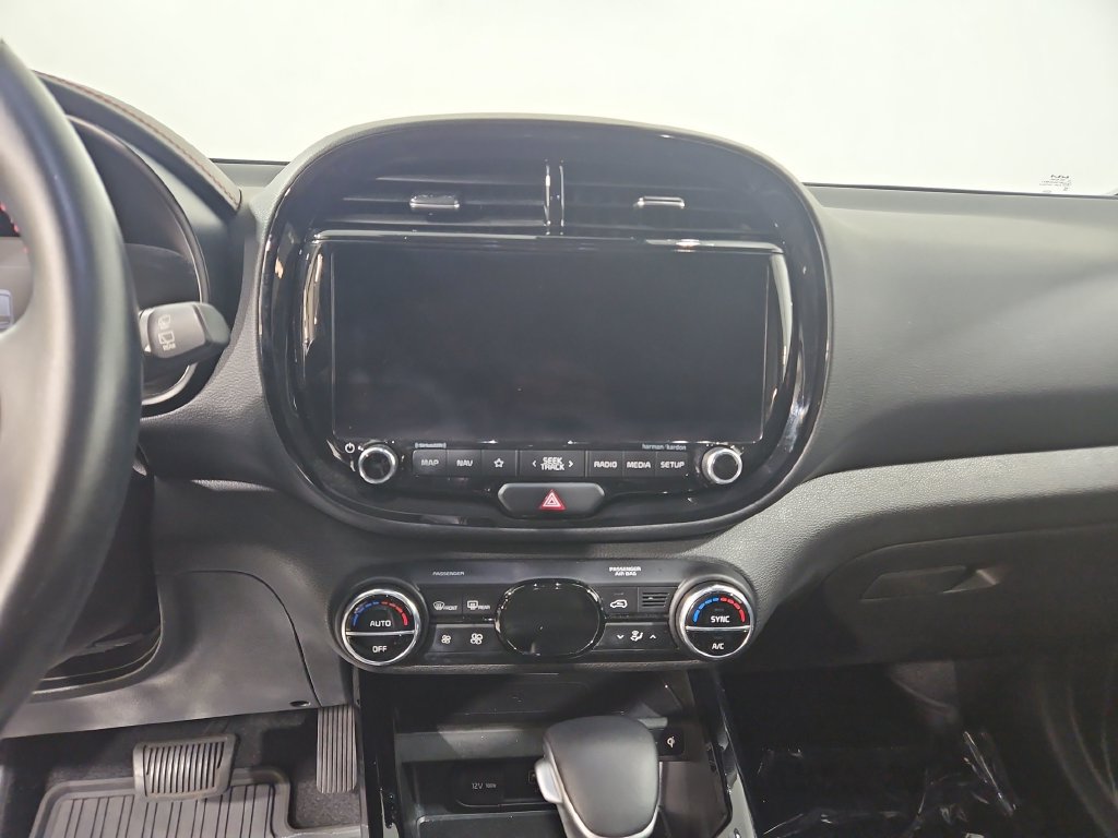 Used 2023 Kia Soul GT-Line w/ GT-Line Technology Package FWD image 19