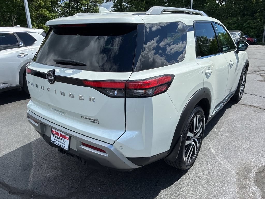 Certified 2024 Nissan Pathfinder Platinum w/ Cargo Package AWD/4WD image 7