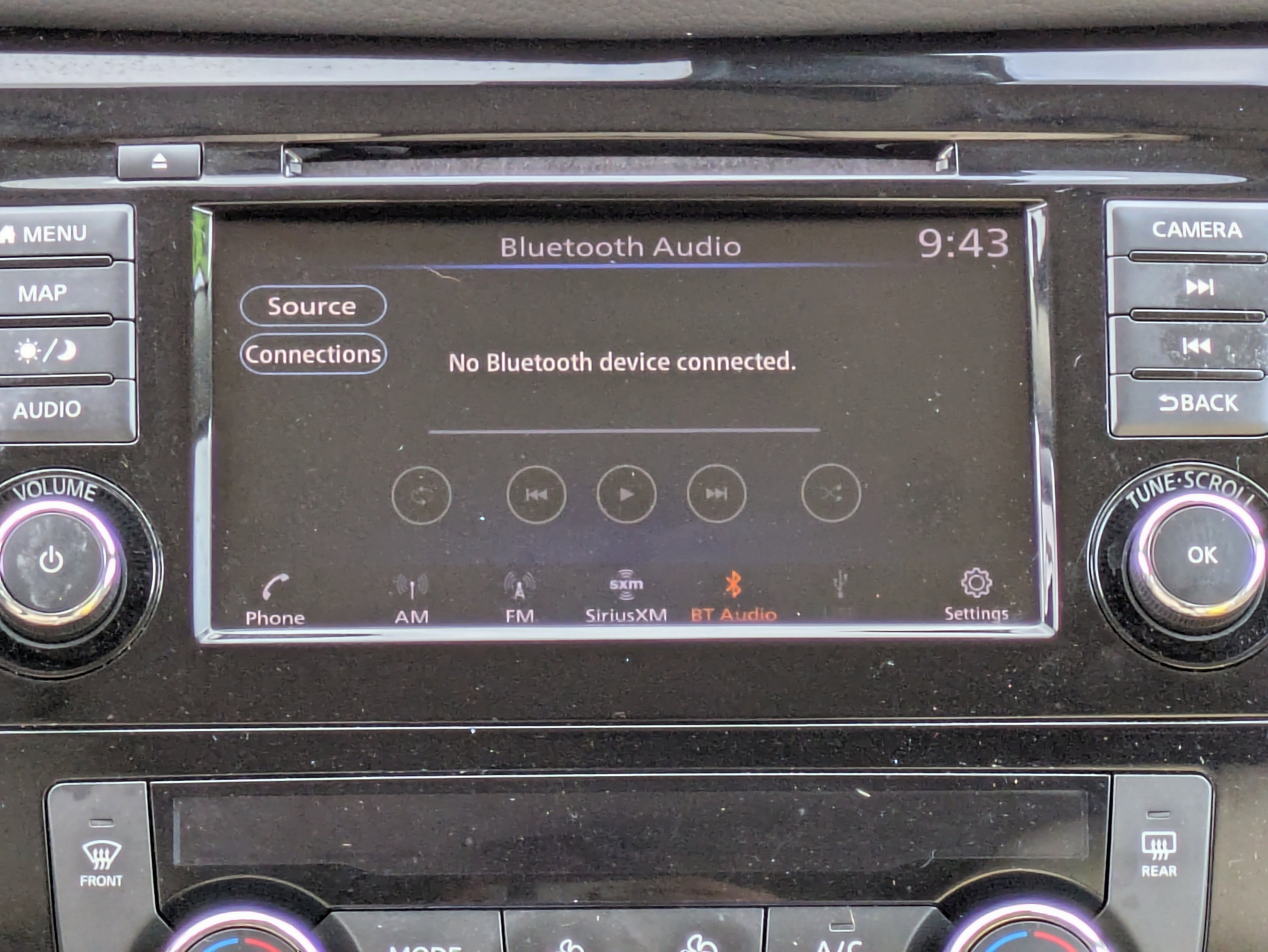 Used 2020 Nissan Rogue SL w/ Premium Package image 19