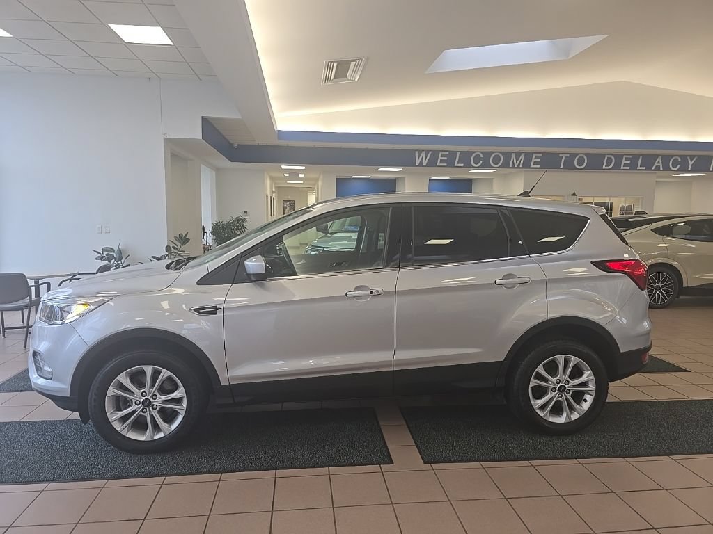Used 2019 Ford Escape SE AWD/4WD image 3