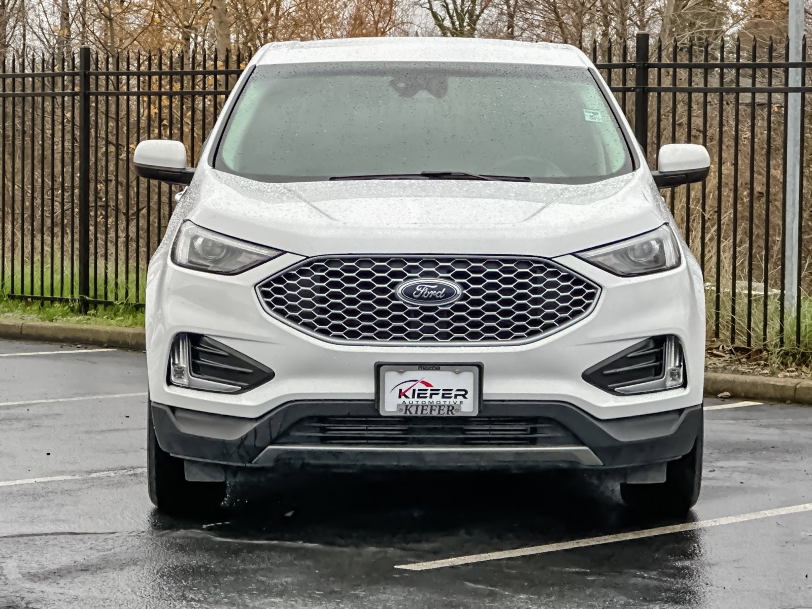 Used 2023 Ford Edge SEL image 9