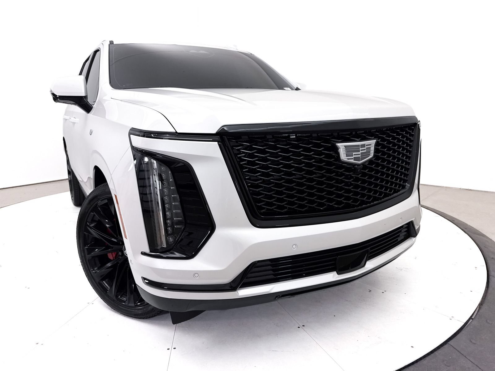Used 2025 Cadillac Escalade Sport Platinum w/ LPO, ONYX Package AWD/4WD image 8