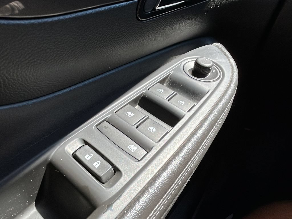 Used 2019 Buick Encore Preferred w/ Safety Package FWD image 23