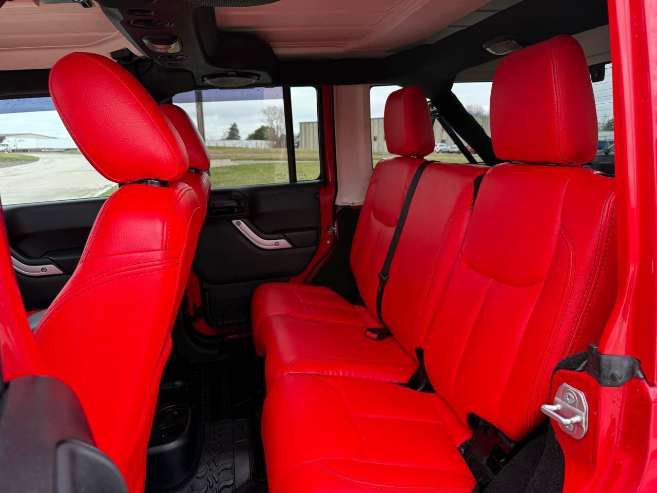 Used 2014 Jeep Wrangler Unlimited Sahara w/ Dual Top Group image 14