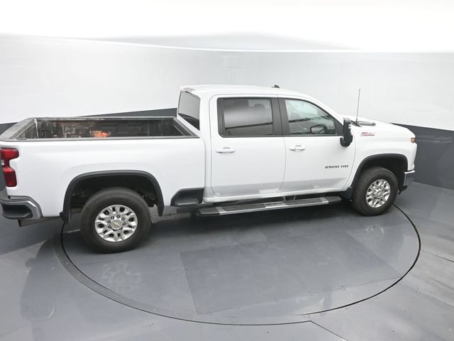 Used 2025 Chevrolet Silverado 2500 LT AWD/4WD image 40