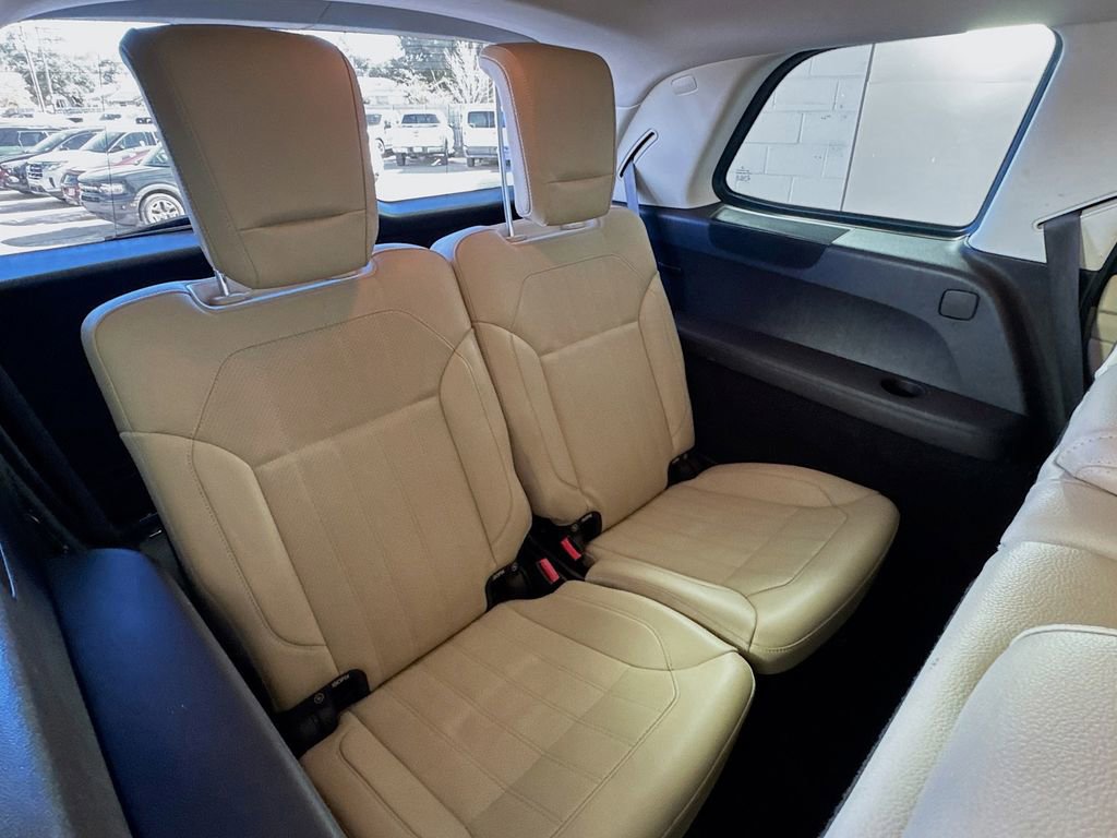 Used 2018 Mercedes-Benz GLS 450 4MATIC image 28