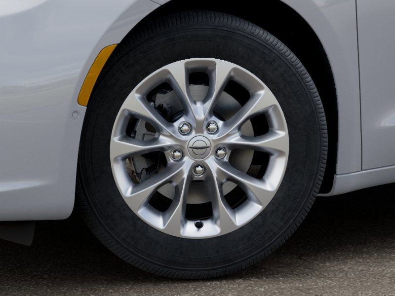 New 2026 Chrysler Pacifica Limited FWD image 8