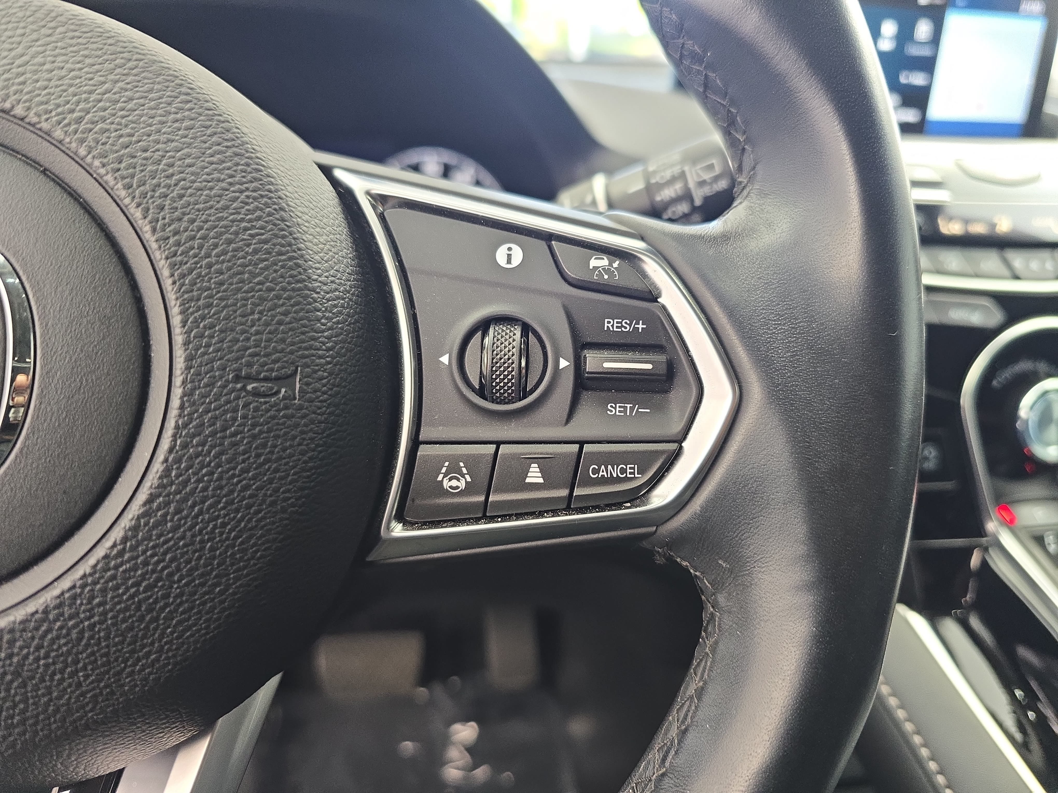 Used 2023 Acura RDX w/ Technology Package AWD/4WD image 18