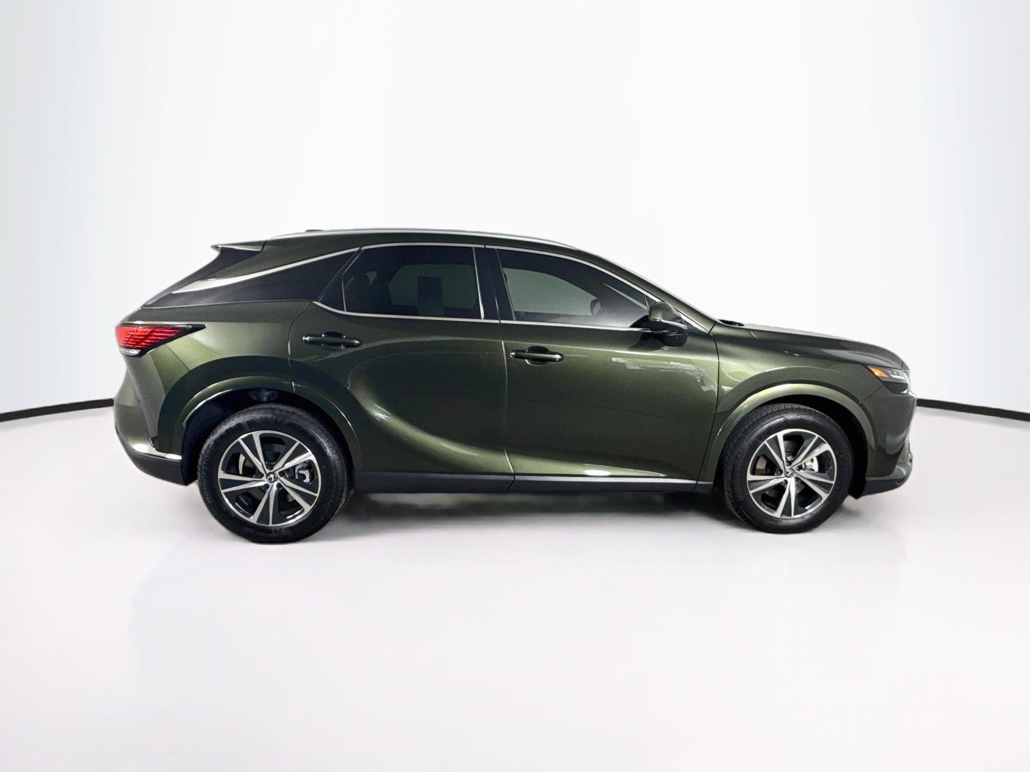 Used 2024 Lexus RX 350 Premium w/ Accessory Package FWD image 2