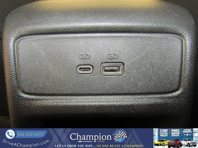 Used 2025 Chevrolet Trax LT FWD image 14