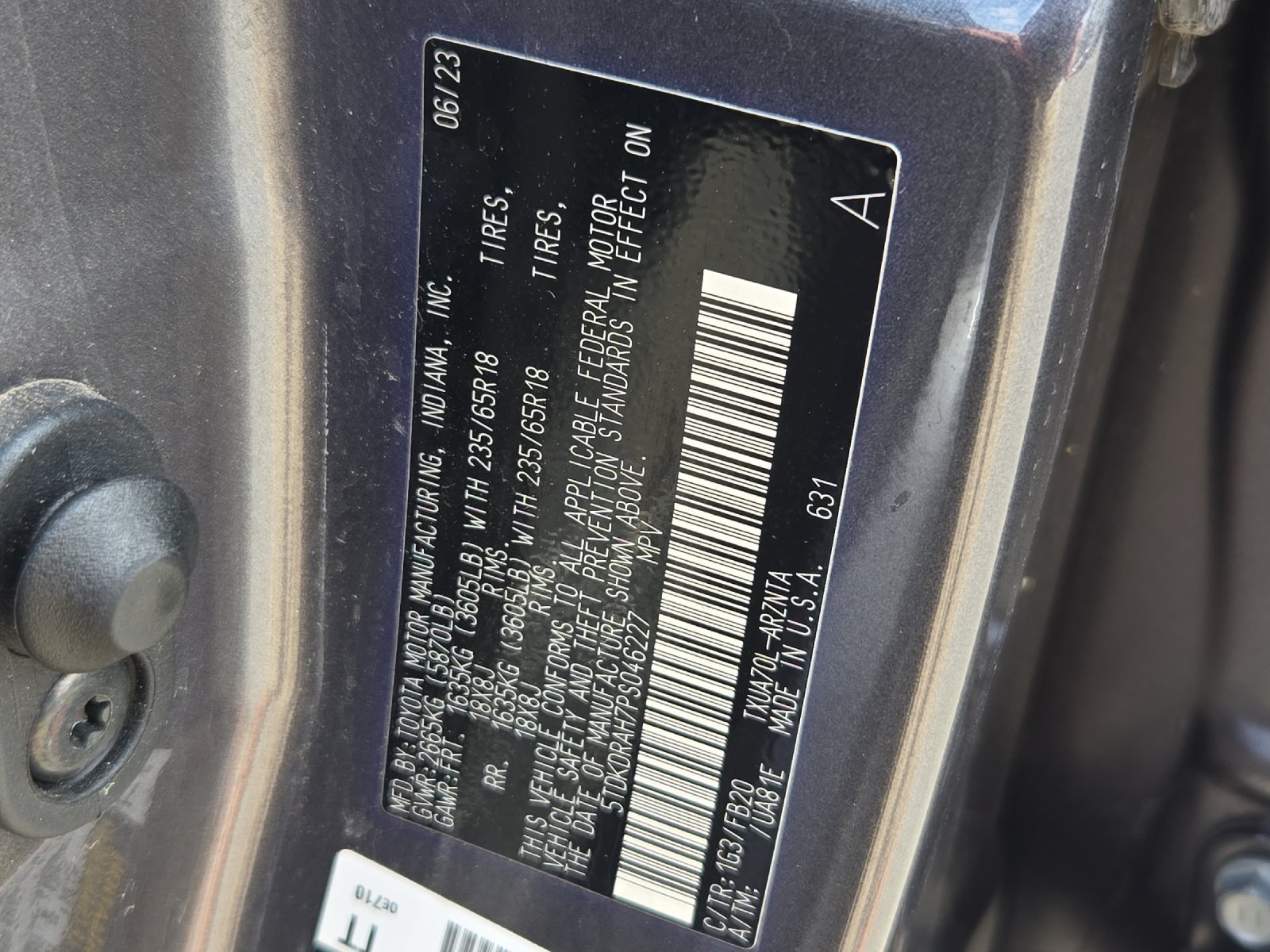 Used 2023 Toyota Highlander LE FWD image 28