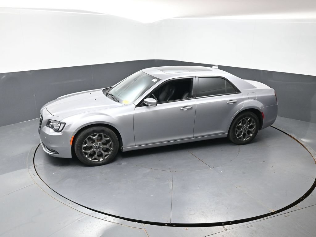 Used 2018 Chrysler 300 S w/ 300S Premium Group 2 AWD/4WD image 19