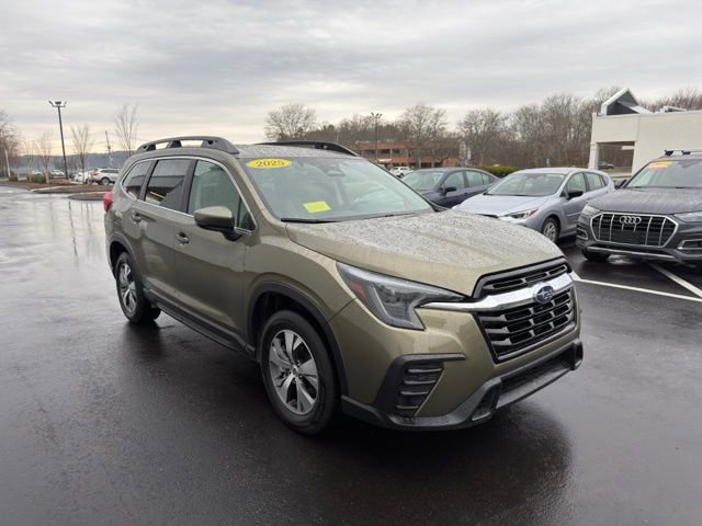 Used 2025 Subaru Ascent Premium image 3