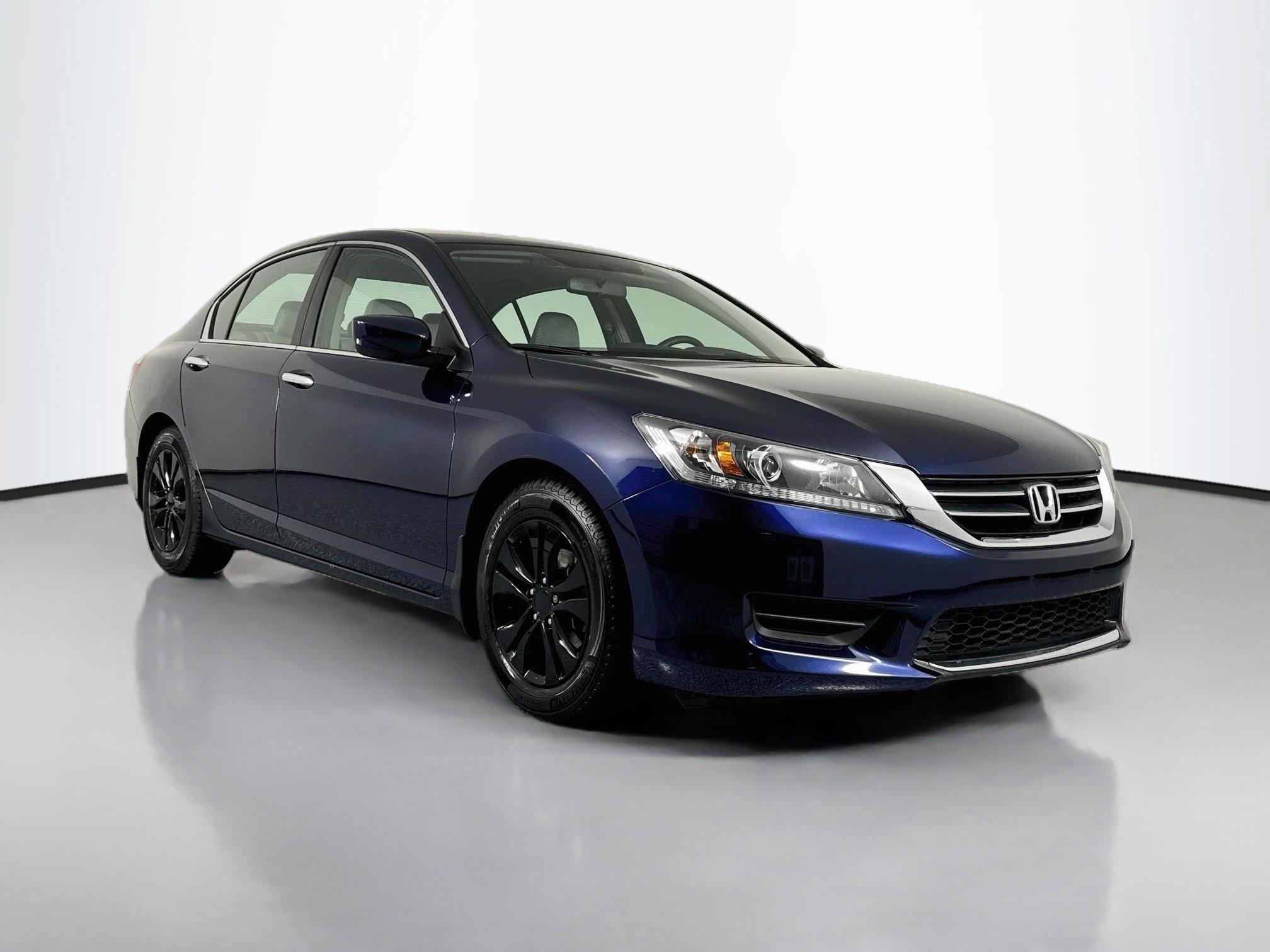 Used 2015 Honda Accord LX image 3