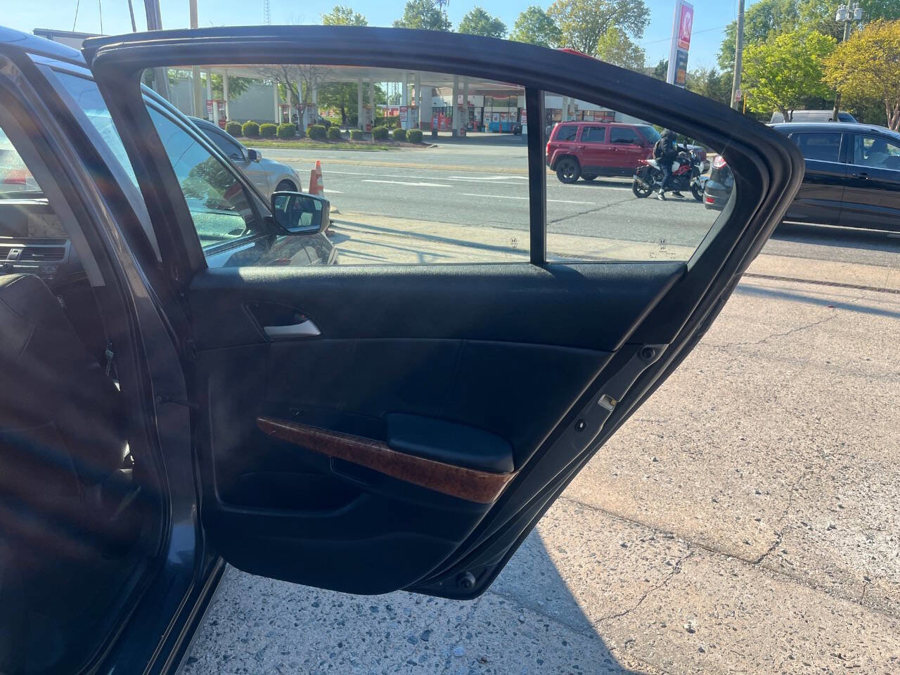 Used 2012 Honda Accord EX-L image 15