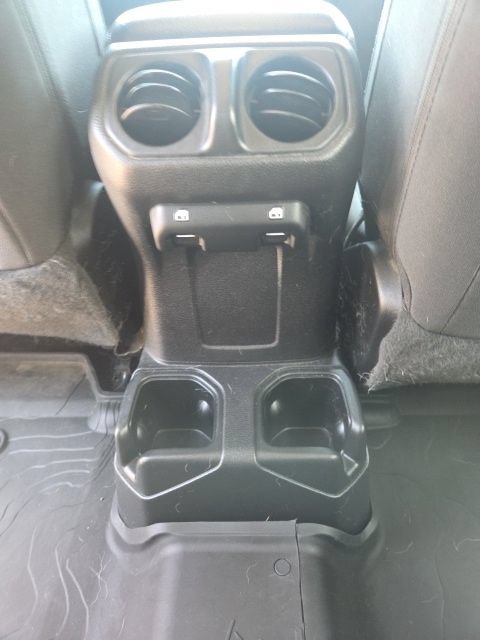 Used 2021 Jeep Wrangler Unlimited Sport AWD/4WD image 34