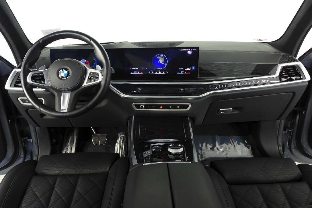 Used 2024 BMW X7 xDrive40i w/ M Sport Package AWD/4WD image 27