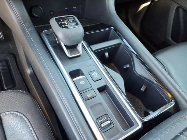 Certified 2024 Nissan Pathfinder SL w/ Black Appearance Package image 13