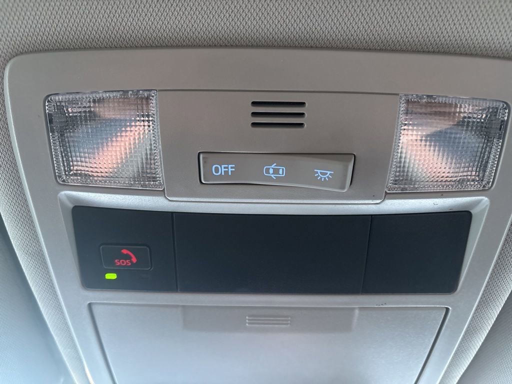 Used 2023 Toyota Tacoma SR image 33