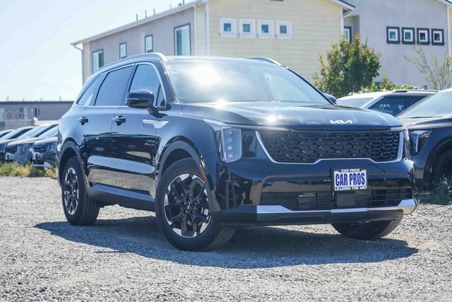 New 2026 Kia Sorento S w/ S Panoramic Sunroof Package FWD image 2