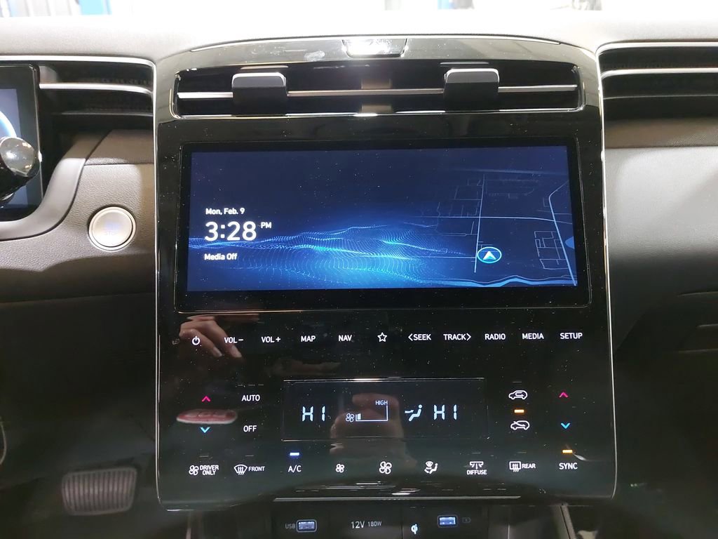 Certified 2024 Hyundai Tucson Limited image 21