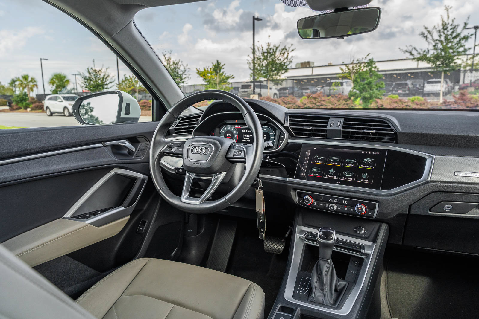 Used 2025 Audi Q3 2.0T Premium AWD/4WD image 31