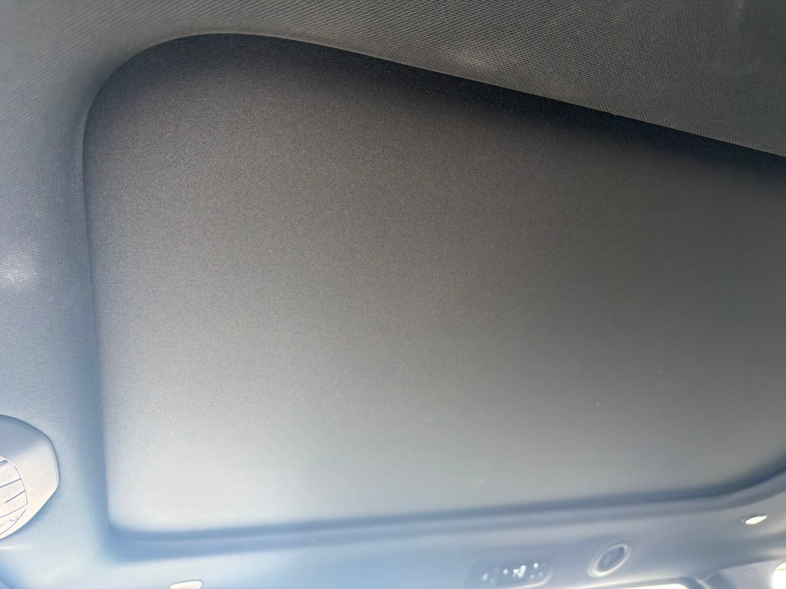 Used 2026 Chrysler Pacifica Limited FWD image 35