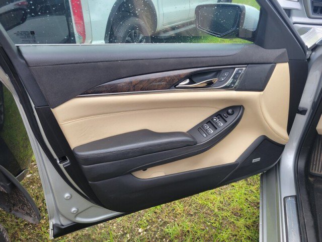 Used 2019 Cadillac CTS Luxury RWD image 9