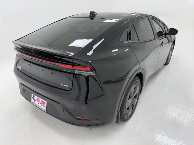 New 2026 Toyota Prius LE image 40