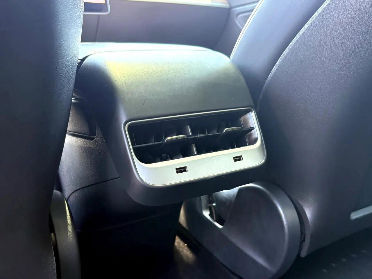 Used 2019 Tesla Model 3 Long Range image 29