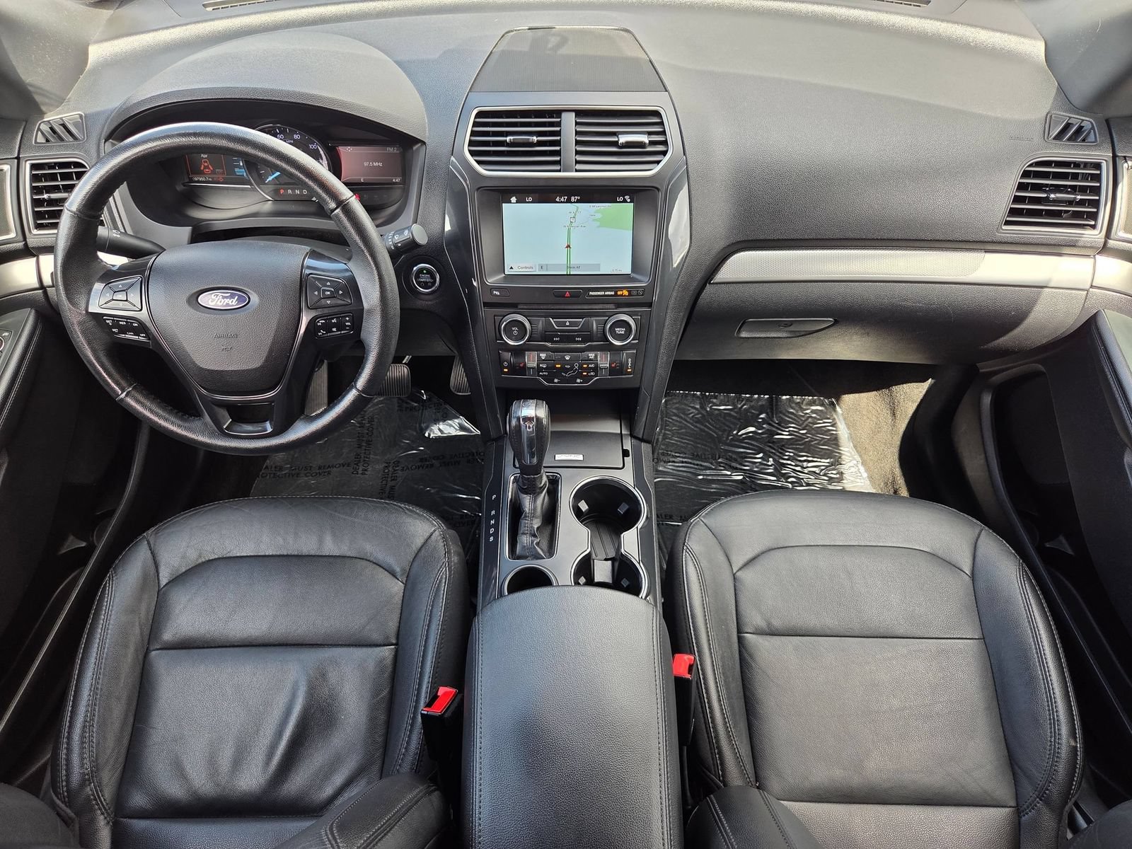 Used 2018 Ford Explorer XLT w/ Equipment Group 202A FWD image 28