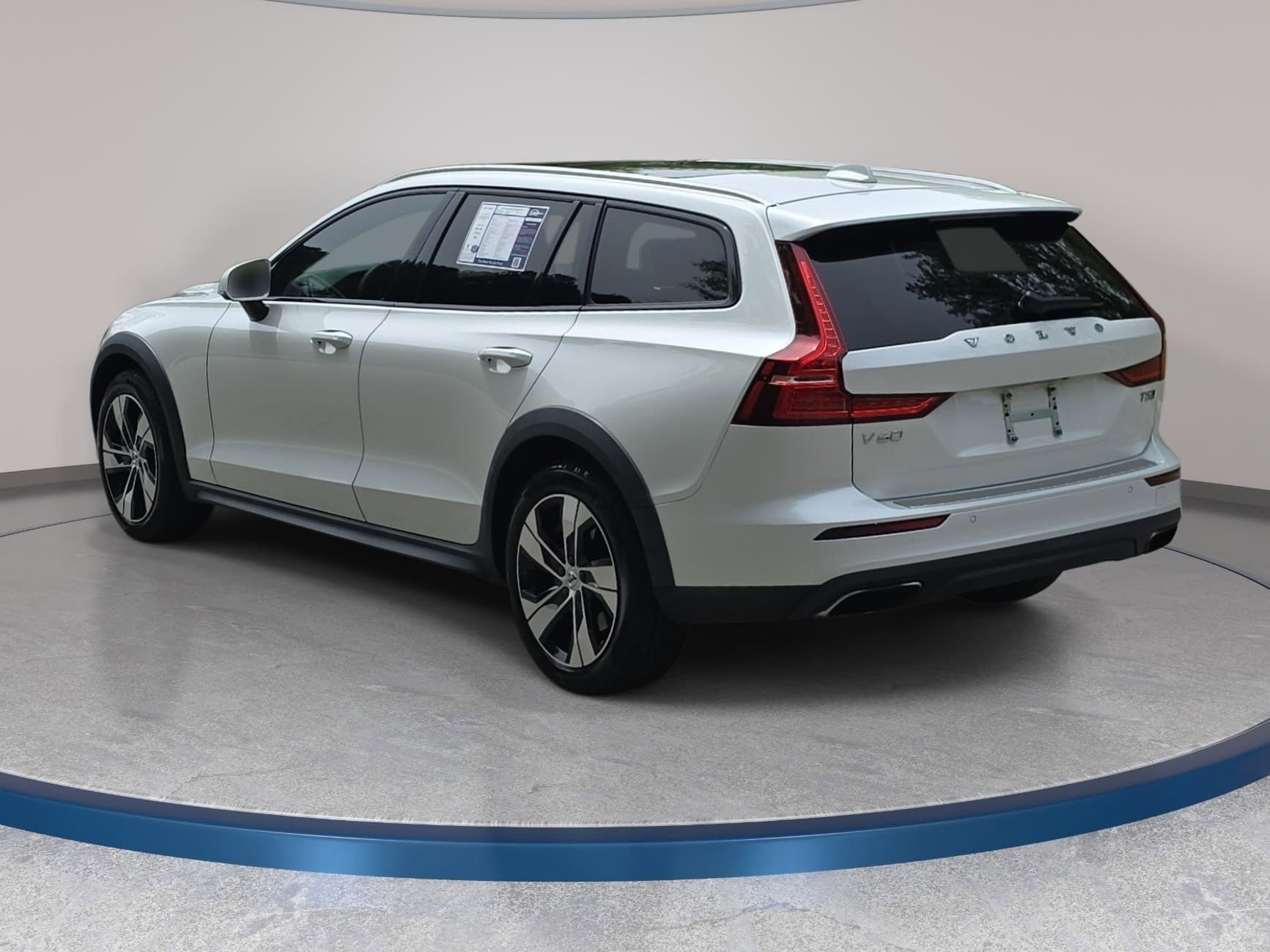 Used 2020 Volvo V60 T5 Cross Country w/ Protection Package Premier image 7
