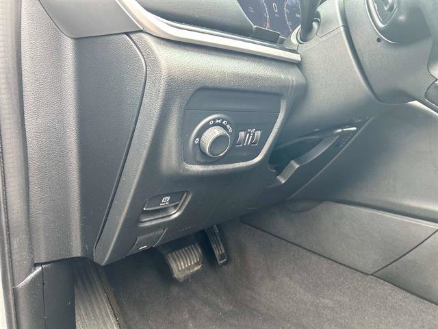 Used 2022 Jeep Grand Cherokee L Altitude image 21