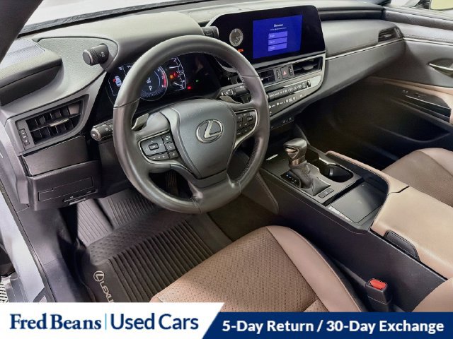 Used 2024 Lexus ES 350 w/ Premium Package FWD image 13