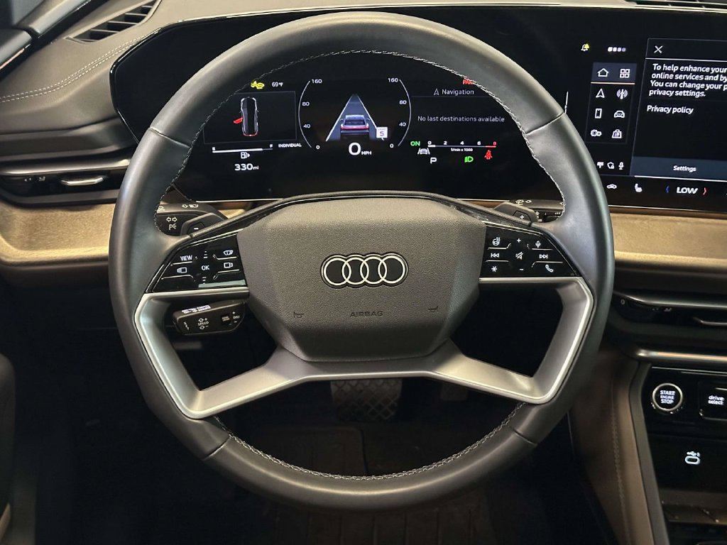 Used 2025 Audi Q5 Premium Plus w/ Premium Plus AWD/4WD image 16