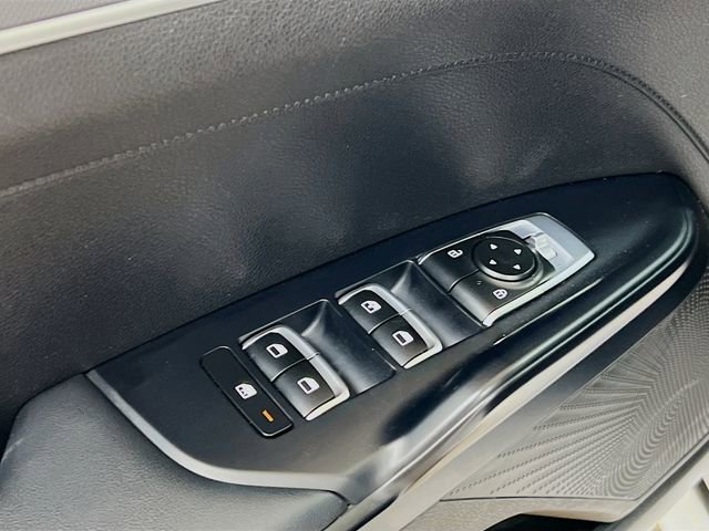 Used 2022 Kia K5 LXS image 17