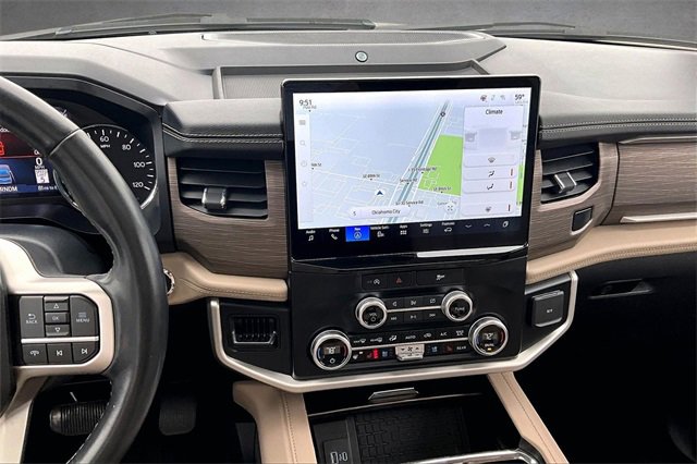 Used 2024 Ford Expedition Limited image 6