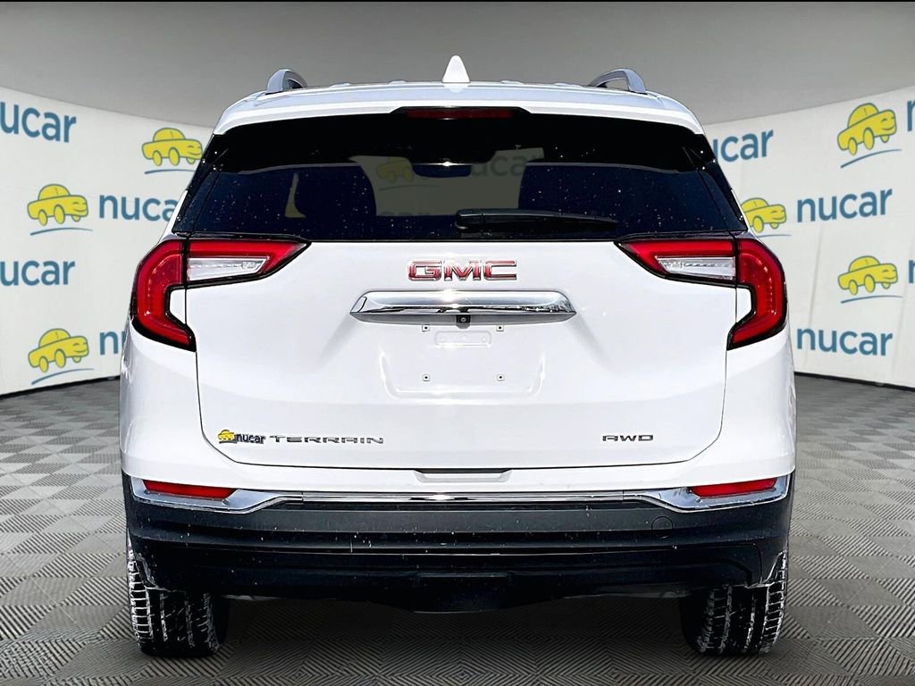 Used 2024 GMC Terrain SLT image 5