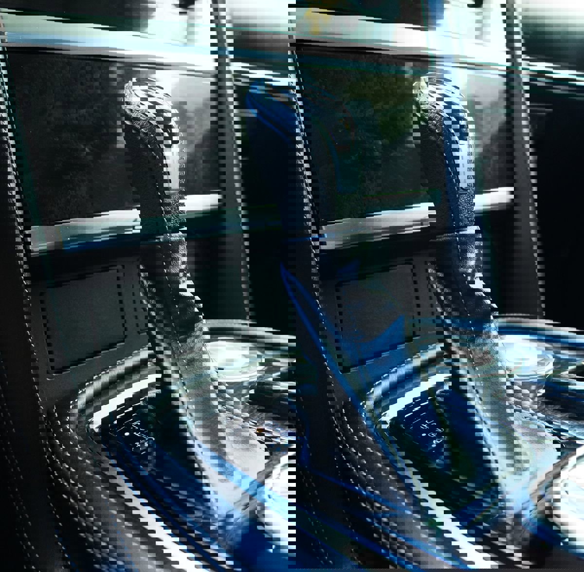 Used 2022 INFINITI QX80 Luxe w/ All-Season Package image 55