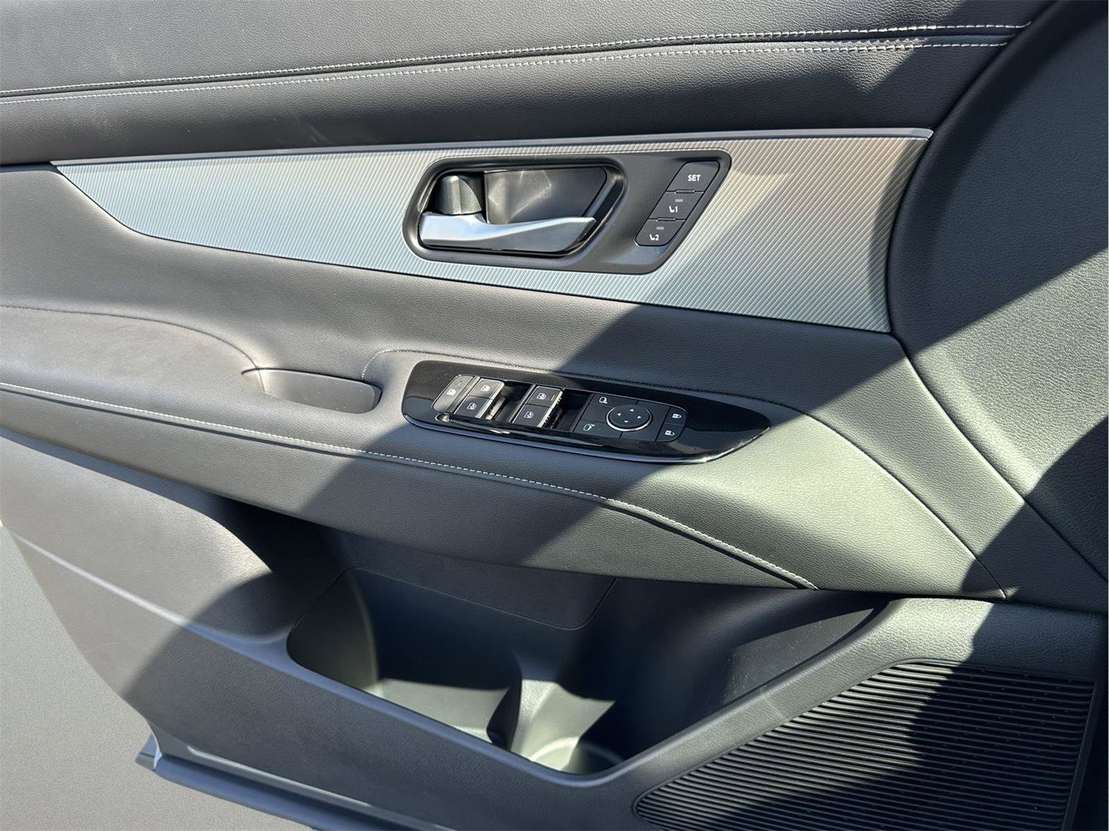 New 2025 Nissan Murano SL image 26