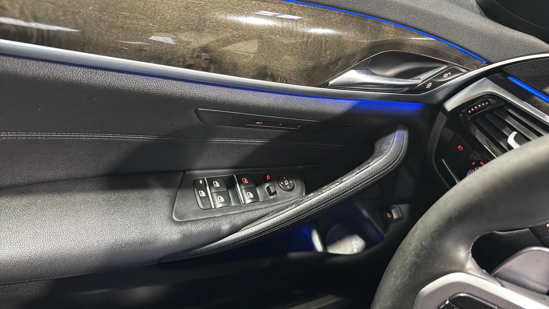 Used 2018 BMW 530i xDrive image 22