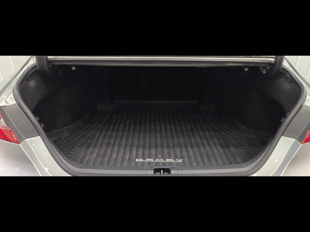 Used 2021 Toyota Camry XLE AWD/4WD image 30