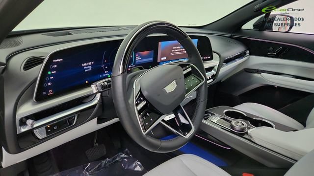 Used 2024 Cadillac Lyriq Luxury AWD/4WD image 20