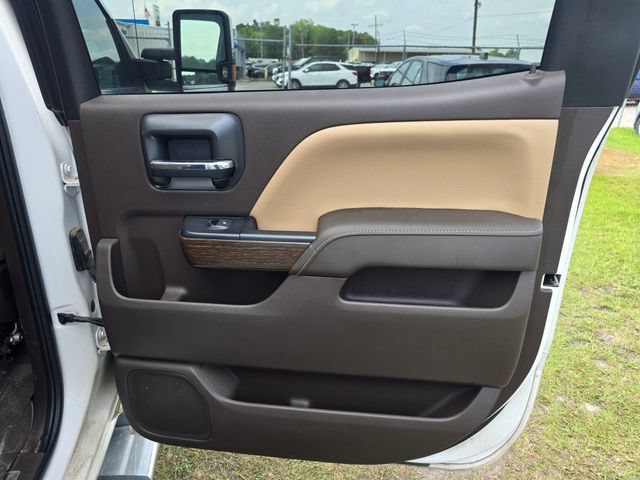 Used 2019 GMC Sierra 2500 Denali w/ Duramax Plus Package AWD/4WD image 34